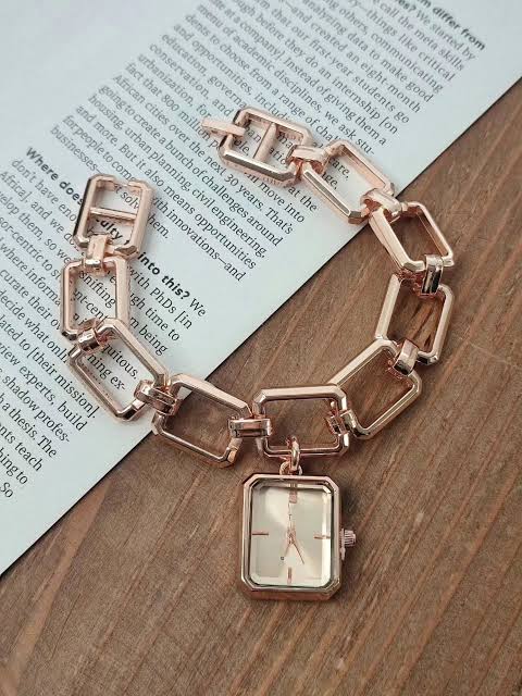 Bracelet Watch for Her with Gift Box 🎁