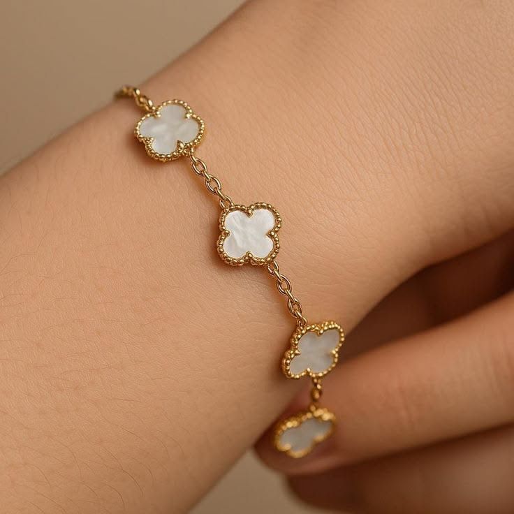 Gold Clover Charm Bracelet